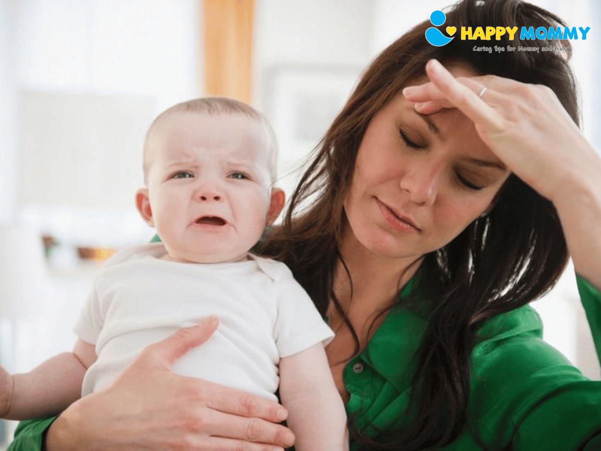 me-sau-sinh-bi-tram-cam-phai-lam-sao