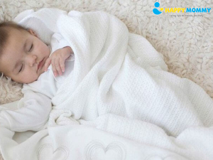 CÁCH GIỮ ẤM CHO BÉ MÙA LẠNH: HƯỚNG DẪN CHUẨN & AN TOÀN CHO BỐ MẸ